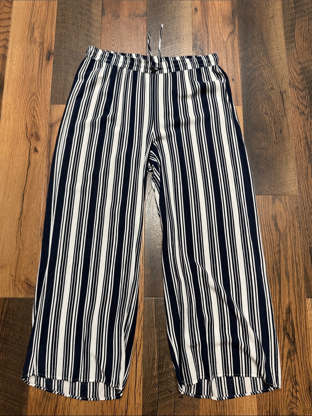 Women Cupio Navy and White Striped Pull-On Wide Leg Pants Large